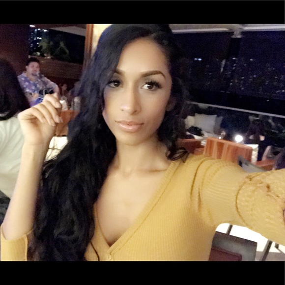 Meet your Posher, Azminda - Picture 1 of 1